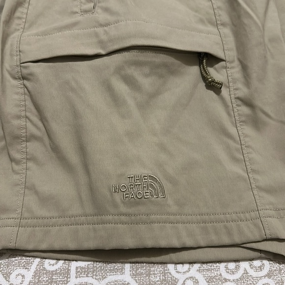 mens the north face shorts sz small new - Picture 2 of 5